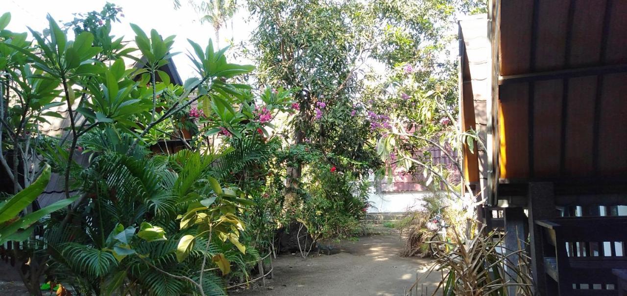 Hello Lumbung Homestay Gili Air Eksteriør bilde